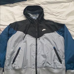 Men’s Nike windbreaker